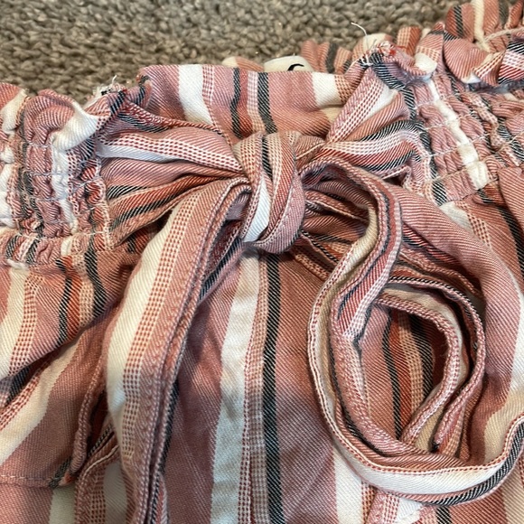 Hollister shorts - Picture 2 of 5